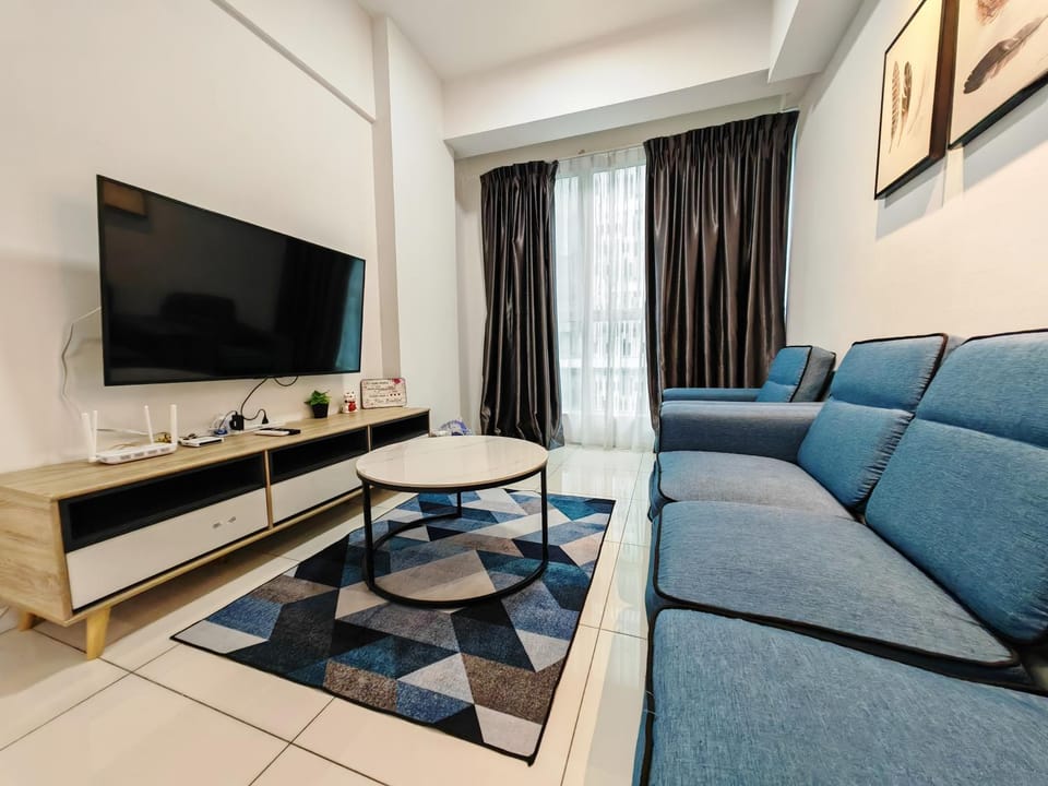 Communal lounge/ TV room, Living room, Seating area