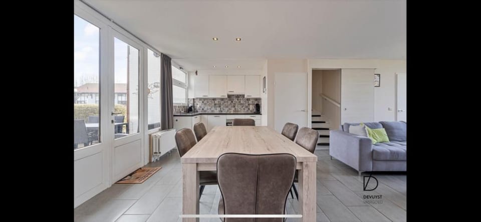 Duinengolf House in Middelkerke