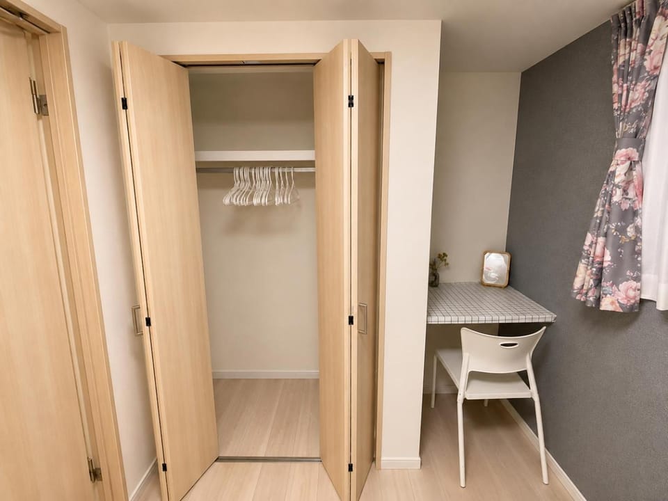 wardrobe