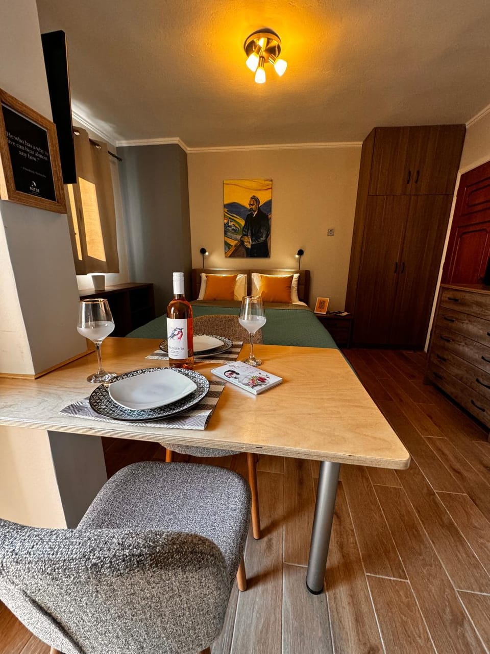 NITSE - Nietzsche Apartment in Peloponnese, Western Greece and the Ionian