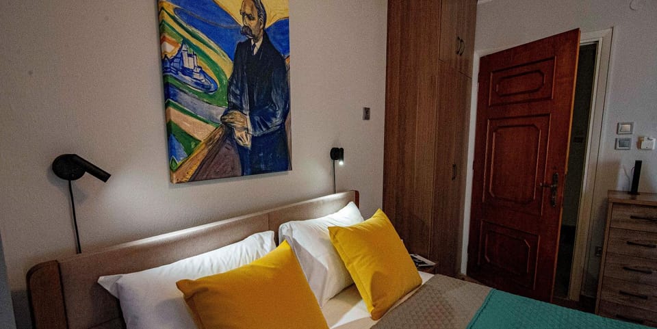 NITSE - Nietzsche Apartment in Peloponnese, Western Greece and the Ionian