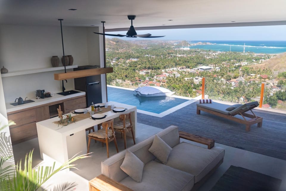 Day, Natural landscape, View (from property/room), Balcony/Terrace, Living room, Seating area, Dining area, Pool view, Sea view, Swimming pool, sunbed
