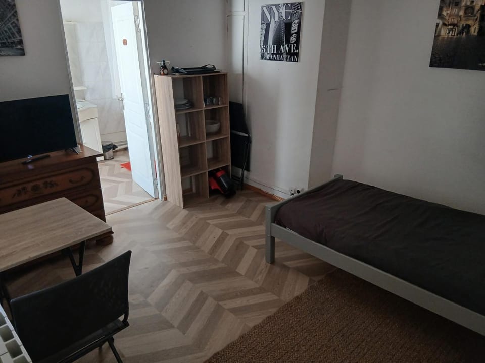 Petit Studio Centre Cambrai Apartment in Cambrai