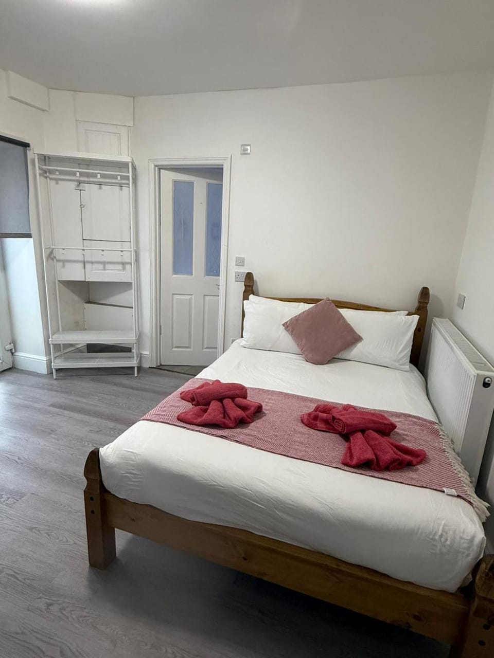 Suli House-Families and Couples only- 3 minutes' walk to the seafront Apartment in Blackpool