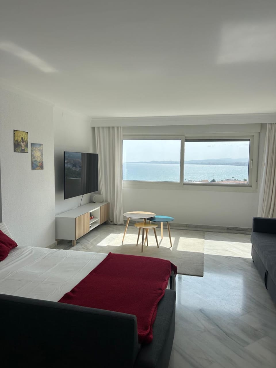Communal lounge/ TV room, Natural landscape, Sea view