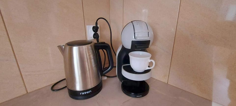 Coffee/tea facilities, Kitchen or kitchenette, Other, Other
