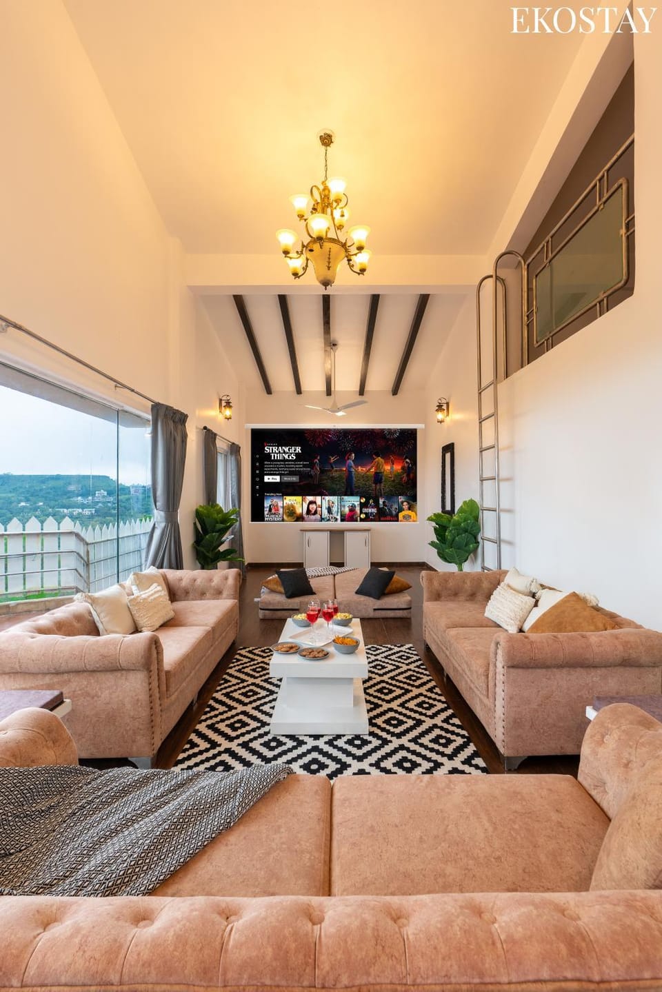 TV and multimedia, Living room, Seating area