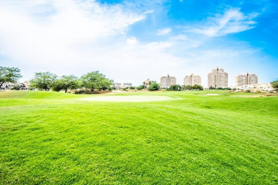 Property building, Neighbourhood, Golfcourse
