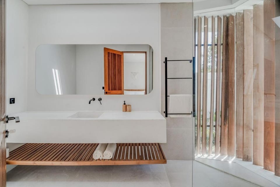Tropical Bliss Charming 2-Bedroom Villa in Uluwatu Villa in Bali