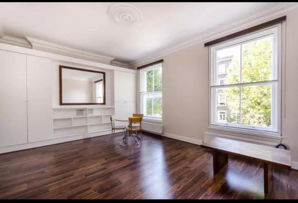 Gorgeous Notting Hill Victorian Studio Apartment in City of Westminster