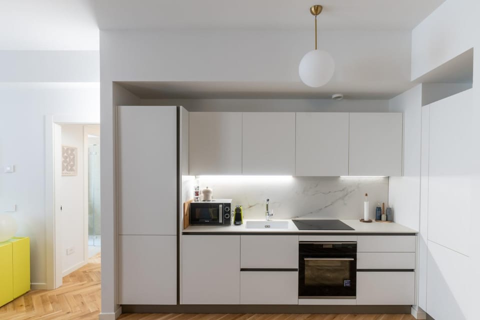 Coffee/tea facilities, Kitchen or kitchenette, dishwasher, oven, stove, toaster