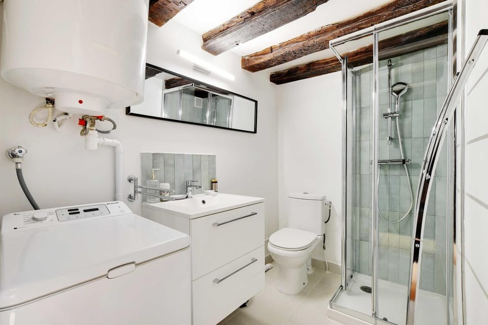 Shower, Toilet, Bathroom, washing machine