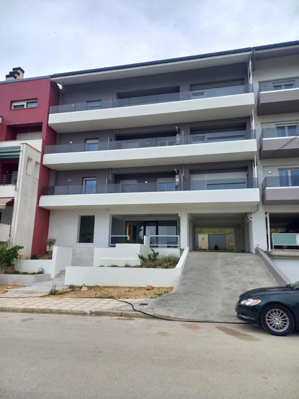 Property building, Day, Parking