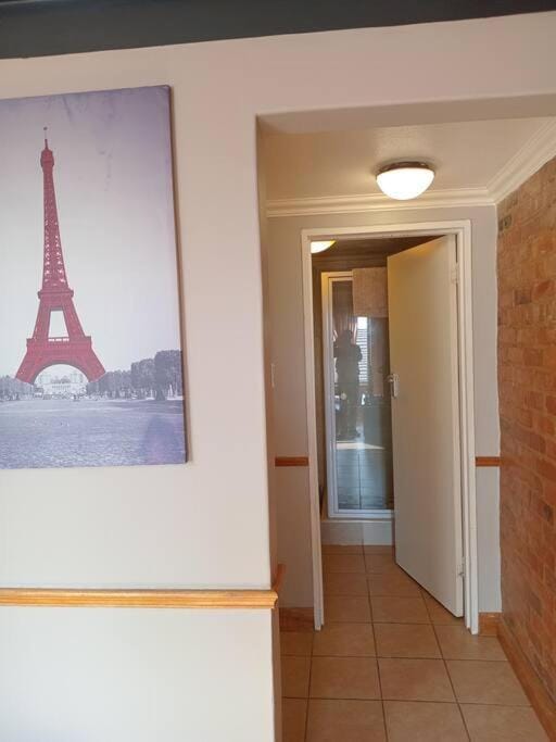 Calswald's Skyline Sanctuary Apartment in Gauteng