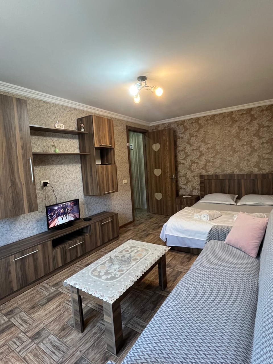 Apartment at station Apartment in Georgia