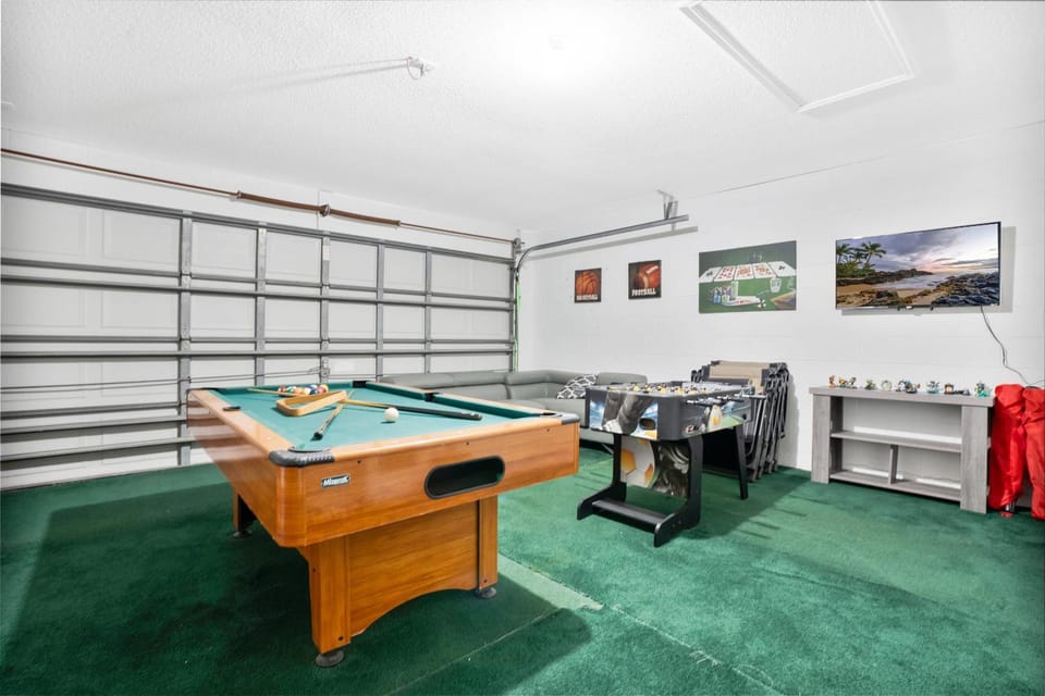 Stunning Home Near Disney World House in Four Corners