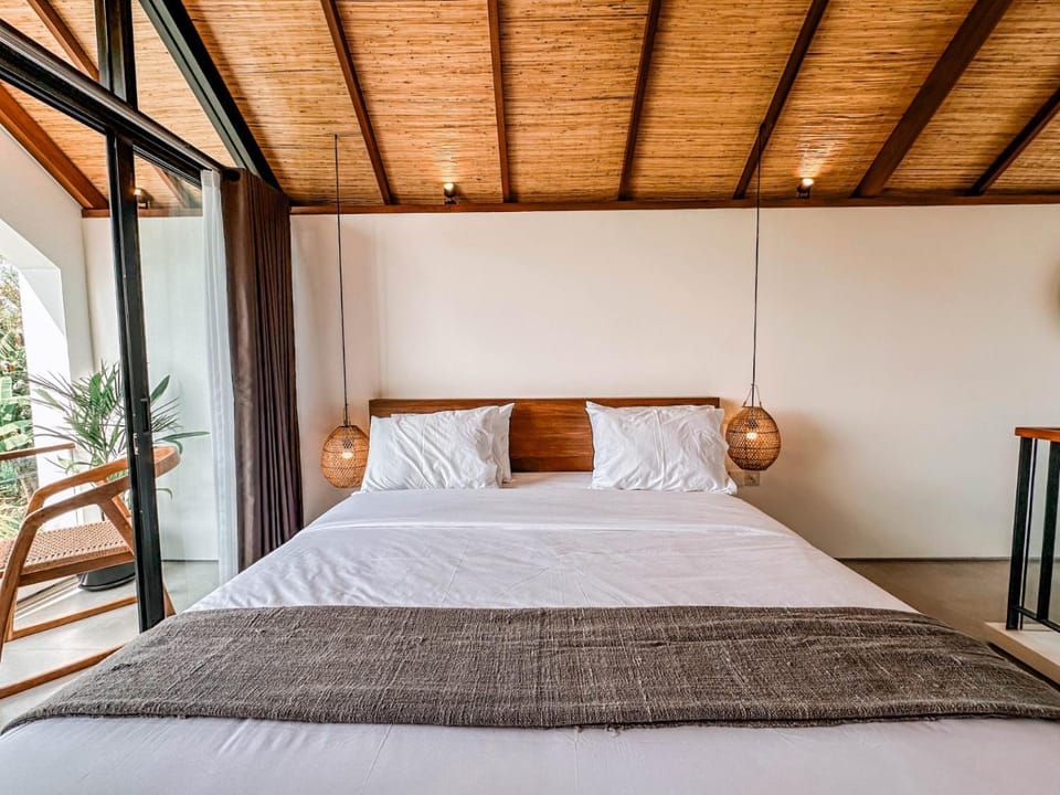 Golden Hour Villas - Paradiso Villa in North Kuta