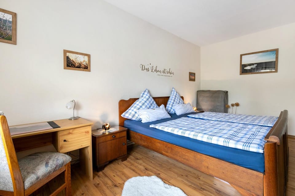 Living room, Bedroom