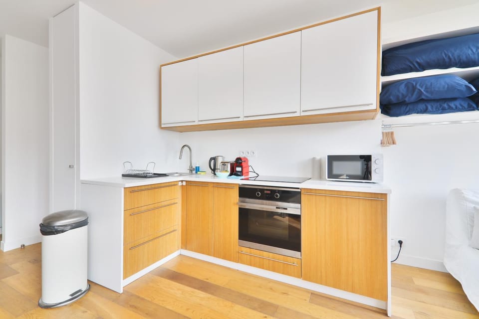 Kitchen or kitchenette, oven, stove, toaster