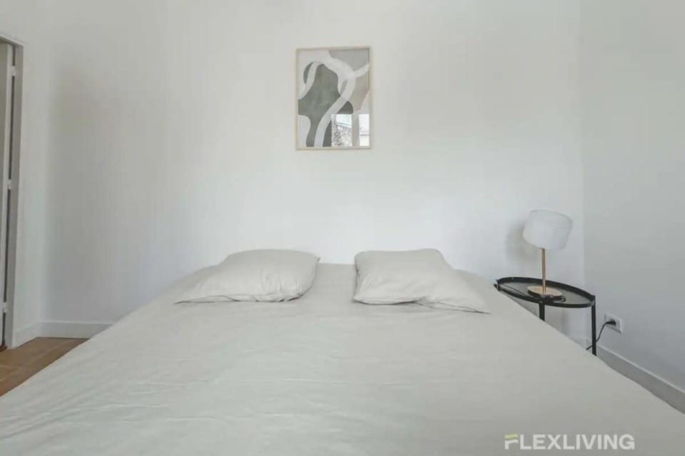 Flexliving - whole flat - Saint Martin Apartment in Paris