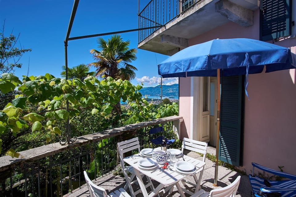 Property building, Balcony/Terrace