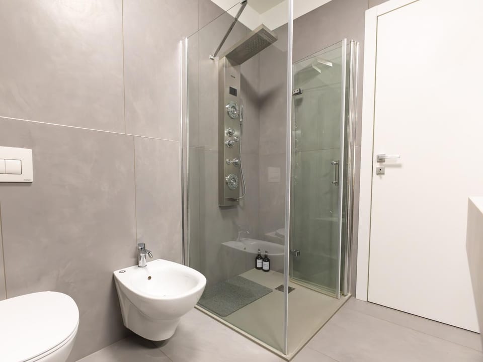 Shower, Toilet, Bathroom, bidet