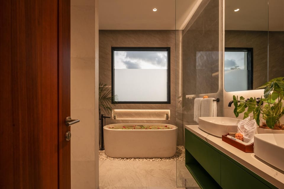 Bathroom, Bath
