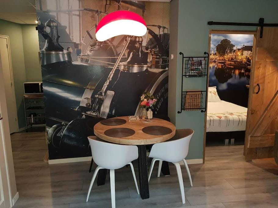 Dining area, Bedroom