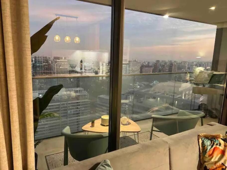 Increíble departamento piso 34 en Distrito de Lujo Apartment in Las Condes