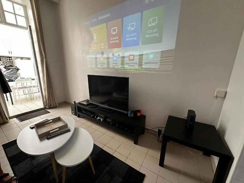 TV and multimedia, Lounge or bar