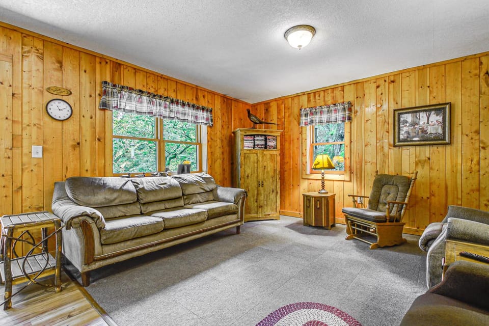 Peaceful Wautoma Retreat w/ Deck on 10 Acres! House in Wisconsin