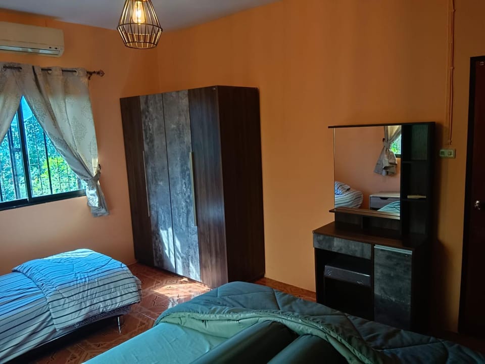 Bed, Bedroom, wardrobe