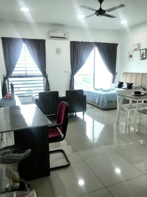 Cozy Cybersquare Apex High Floor Free Parking With Wi-Fi & Netflix 239 Apartment in Selangor, Malaysia