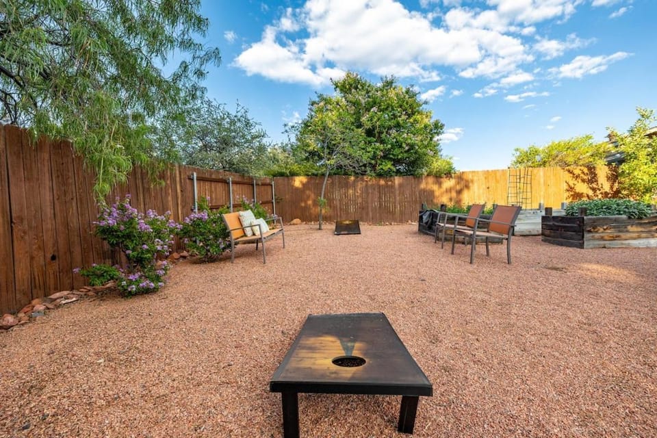 NEW The Andante with spectacular backyard oasis House in Sedona