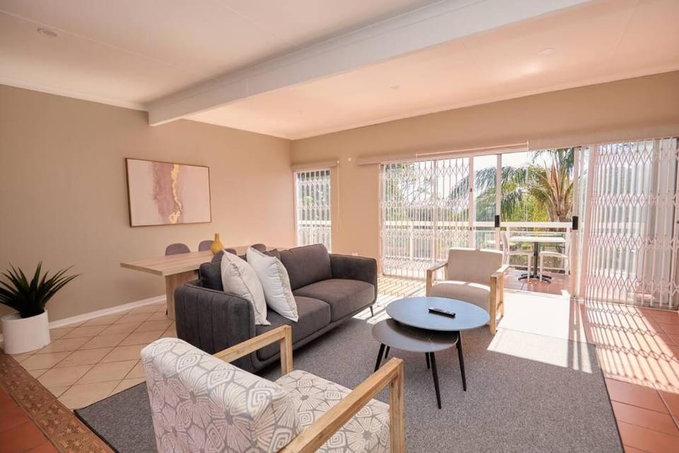 Cozy Apartment close to Menlyn Apartment in Pretoria