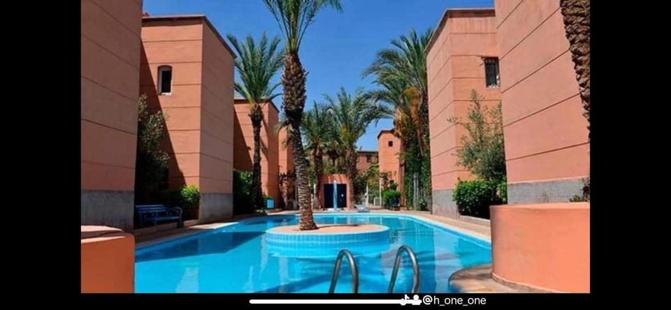 Riad Nolya Luxury Marrakech - Totalement Rénové - Capacité jusqu à 10 lits spacieux House in Marrakesh