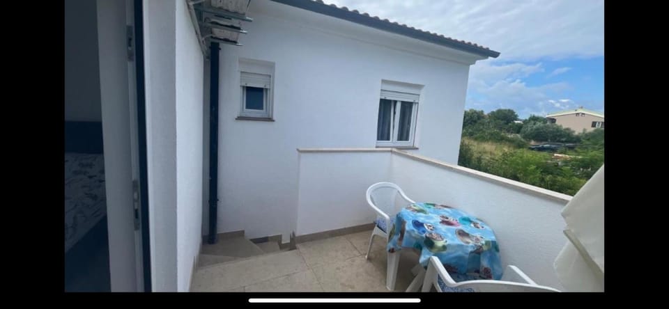 Property building, View (from property/room), Balcony/Terrace