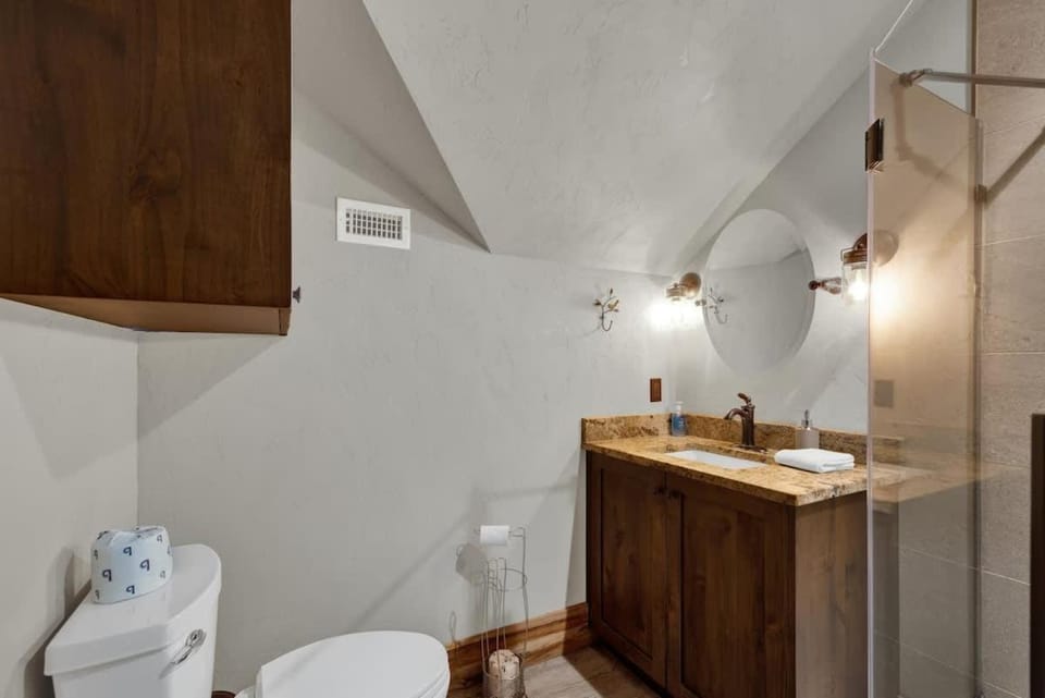 Bathroom, Bath