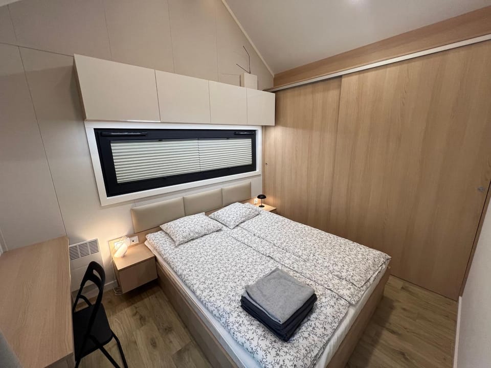 Bed, Photo of the whole room, Bedroom, towels, wardrobe