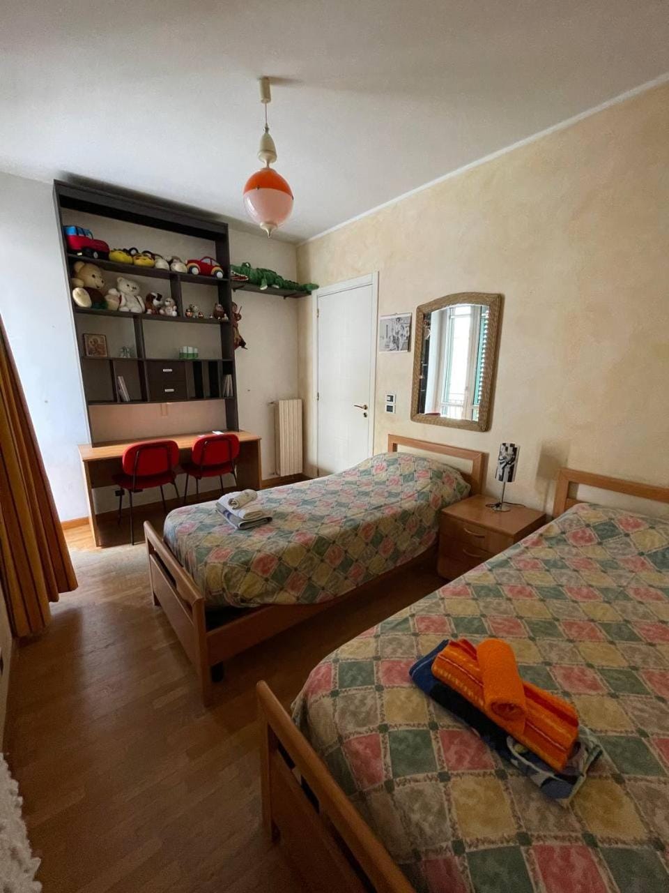 Bed, Bedroom, internet, air conditioner