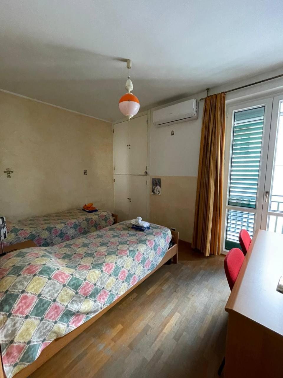 Bed, Bedroom, internet, air conditioner