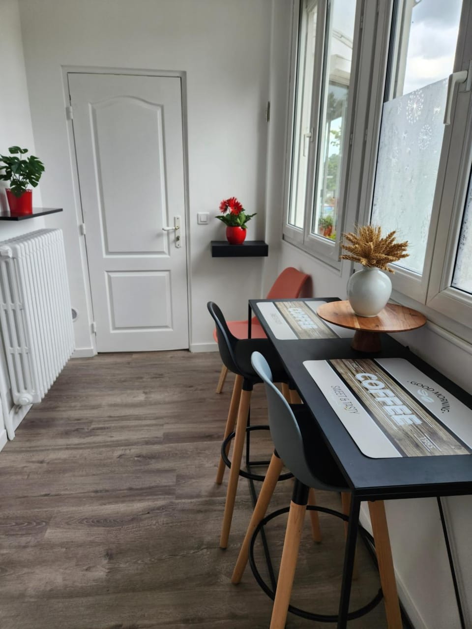 Les Pingouins de la Marne 2 Bed and Breakfast in Île-de-France