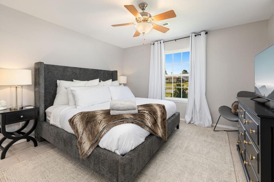 The Dime-1 mi to Downtown-1 Block to MTB Trail House in Rogers