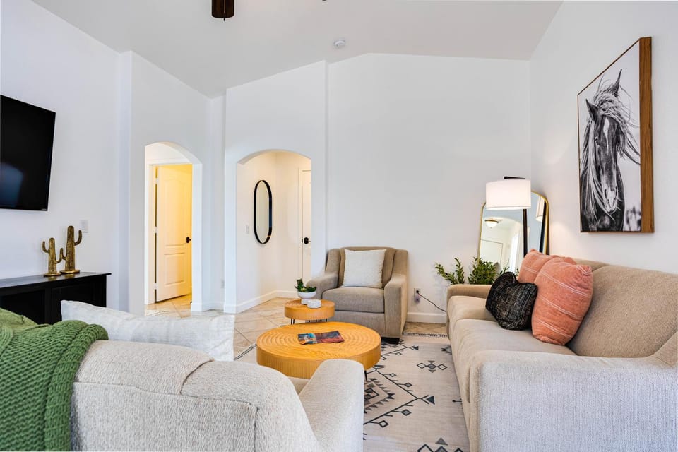 Torrey Pines Chandler House in Gilbert