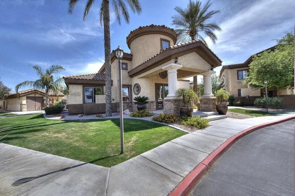 Southern #2055 Mesa House in Mesa