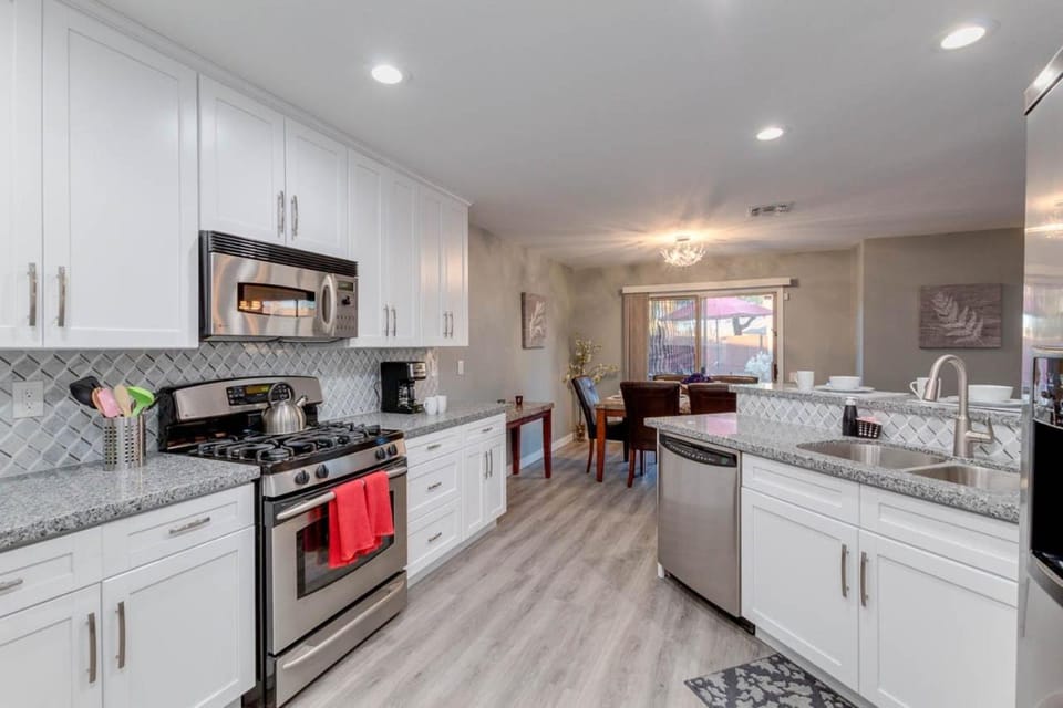Kitchen or kitchenette, kitchen
