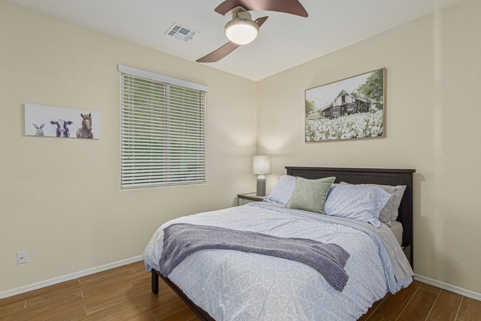 Bed, Bedroom