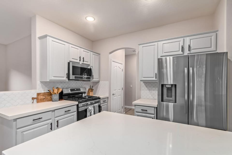 Kitchen or kitchenette, kitchen