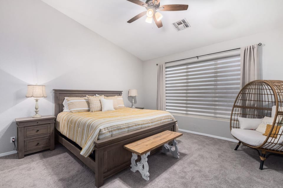 Bed, Bedroom