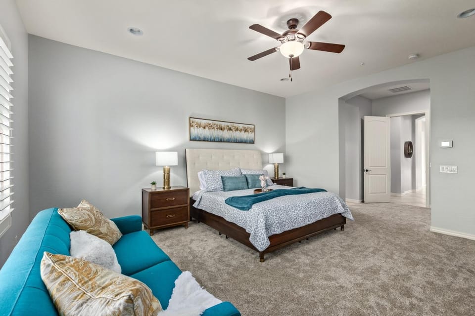 Bed, Bedroom